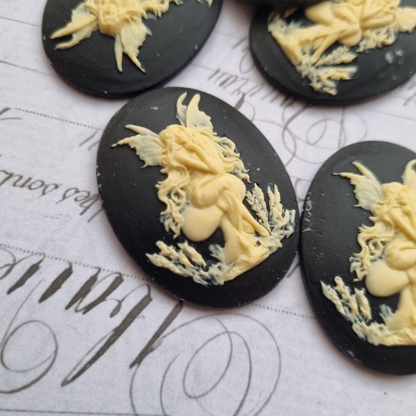 Fairy elven cameo cabs - 5 pieces  - fantasy lady - Sale because of imperfect state