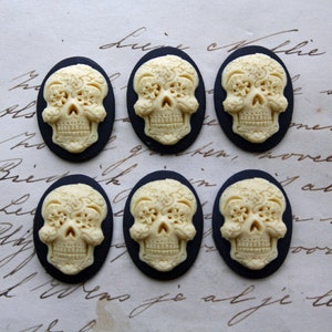 DAY of the DEAD Sugar Skull Cameo Cabochon Day of the Dead Dia de los Muertos Skull zwart ivoor 25 x 18 mm Sugarskull 6 STUKS