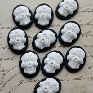 DAY of the DEAD Sugar Skull Skeleton Lady Cameo Cabs Cabochon Day of the Dead Dia de los Muertos Skull Black Ivory 40x30mm 5 PIECES