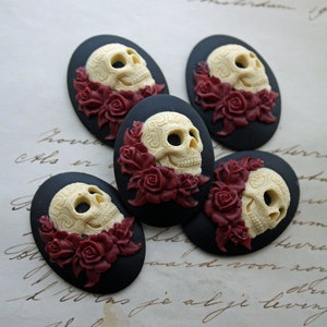 DAY of the DEAD Sugar Skull with Roses Cameo Cabs Cabochon Day of the Dead Dia de los Muertos Skull Black Ivory 40x30mm 5 PIECES