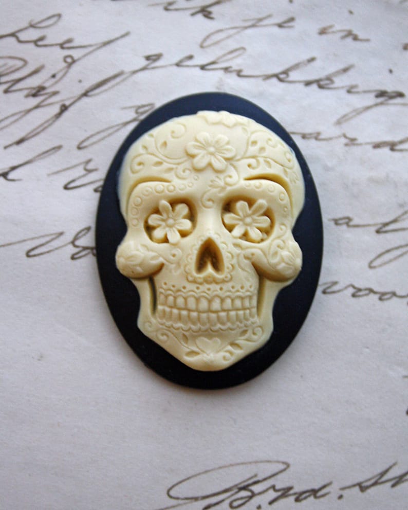 DAY of the DEAD Sugar Skull Cameo Cabs Cabochon Day of the Dead Dia de los Muertos Skull Black Ivory 40x30mm Sugarskull 5 PIECES image 2