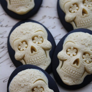 DAY of the DEAD Sugar Skull Cameo Cabs Cabochon Day of the Dead Dia de los Muertos Skull Black Ivory 40x30mm Sugarskull 5 PIECES image 3