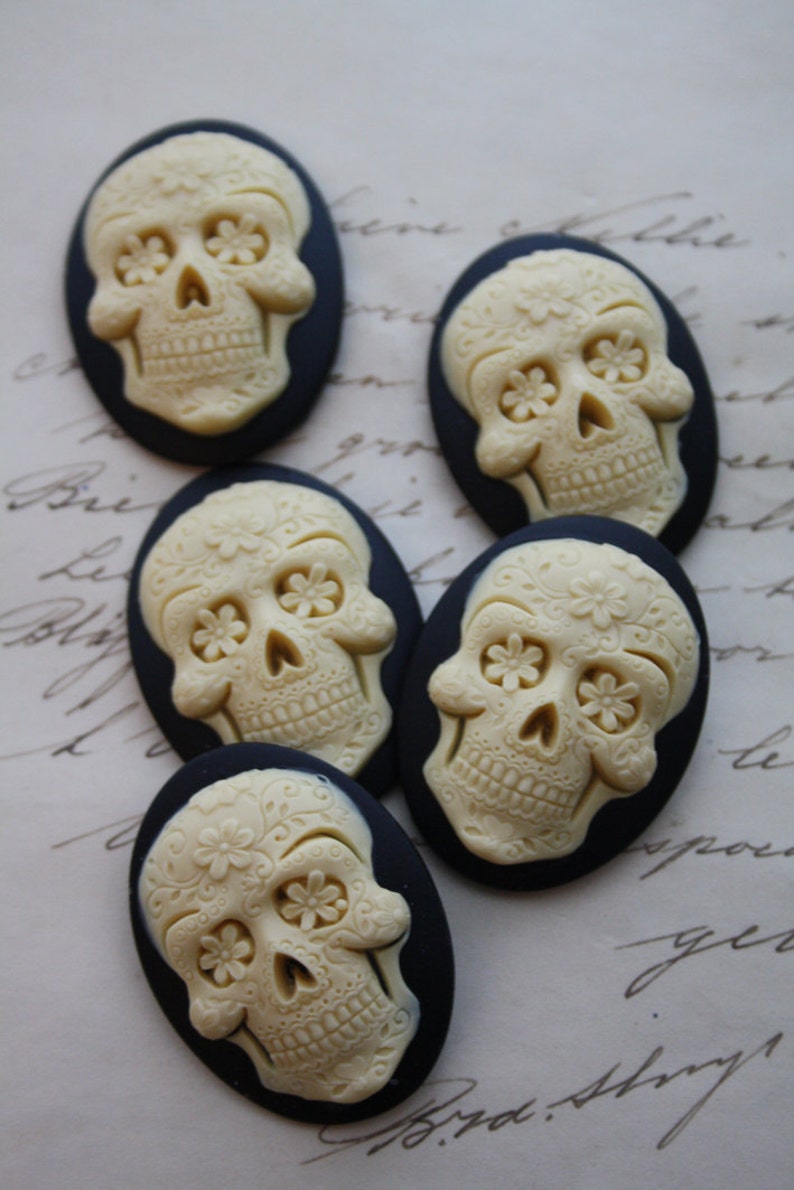 DAY of the DEAD Sugar Skull Cameo Cabs Cabochon Day of the Dead Dia de los Muertos Skull Black Ivory 40x30mm Sugarskull 5 PIECES image 1