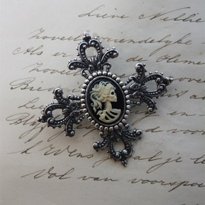 Skeleton lady cameo cabs. Skull day of the dead lolita 18x13mm 10 PIECES LEFT and RIGHT image 2