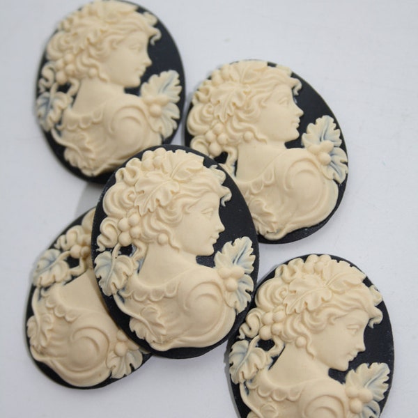 Gothic victorian cameo cabs 40x30mm - ivory on black - 5 pieces