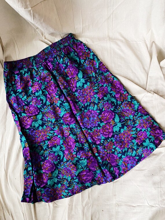 Bold and beautiful vintage purple floral skirt - image 1