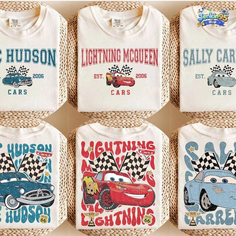 Camiseta Comfort Colors Vintage Pixar Cars, Lightning McQueen Mater Radiator Springs, Camiseta Familiar Disneyland, Camisetas Viaje a Disneyland 2026 imagen 1