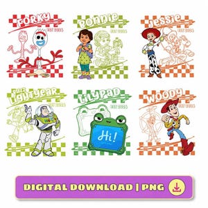 Può includere: Sei immagini PNG digitali colorate con personaggi di Toy Story, tra cui Forky e Woody. Ogni design presenta il nome del personaggio e "EST 2026". Un banner viola in basso recita "DIGITAL DOWNLOAD | PNG".