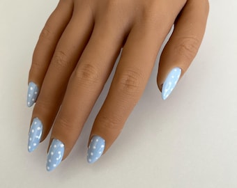 Unghie finte a mandorla | Unghie finte lucide | Unghie finte fatte a mano | Unghie in gel | Unghie riutilizzabili