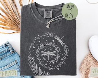 Comfort Colors® Dragonfly Nature Shirt, Cute Wildflowers Aesthetic Top, Cottagecore Gardening Tee, Botanical Dandelion Gift for Her