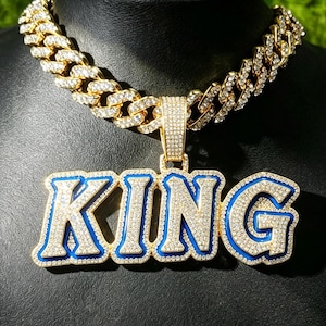 名入れ♡バゲット キラキラ ヒップホップ イニシャル ネックレス ブルー 手作り Rapper name necklace - Etsy 日本