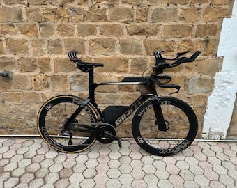 Soporte aerodinámico BTA para Giant Trinity y Liv Avow Disc Cockpit Hydration Triathlon - Aluminio CNC 7075 y nailon de carbono (PAht-CF) RocketTT