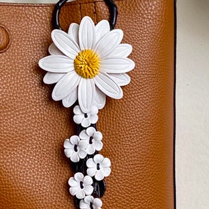 Megan’s leather big daisy  purse charm and keychain in white