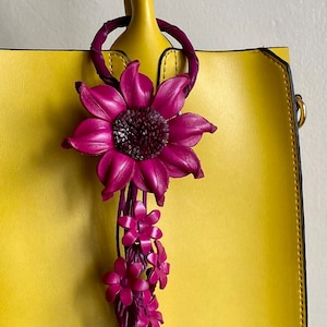 Alexis&#39; leather purse charm & keychain in hot pink