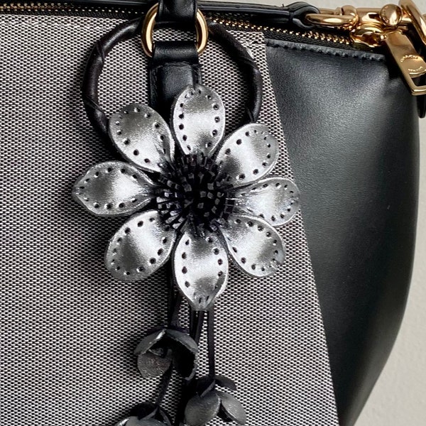 Michelle’s leather purse charm & keychain in silver combination