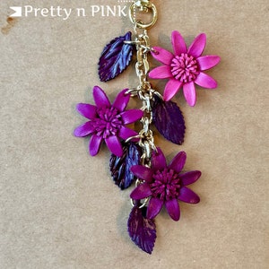 Jannas Leather flowers on chain strand purse / bag charm pretty n PINK