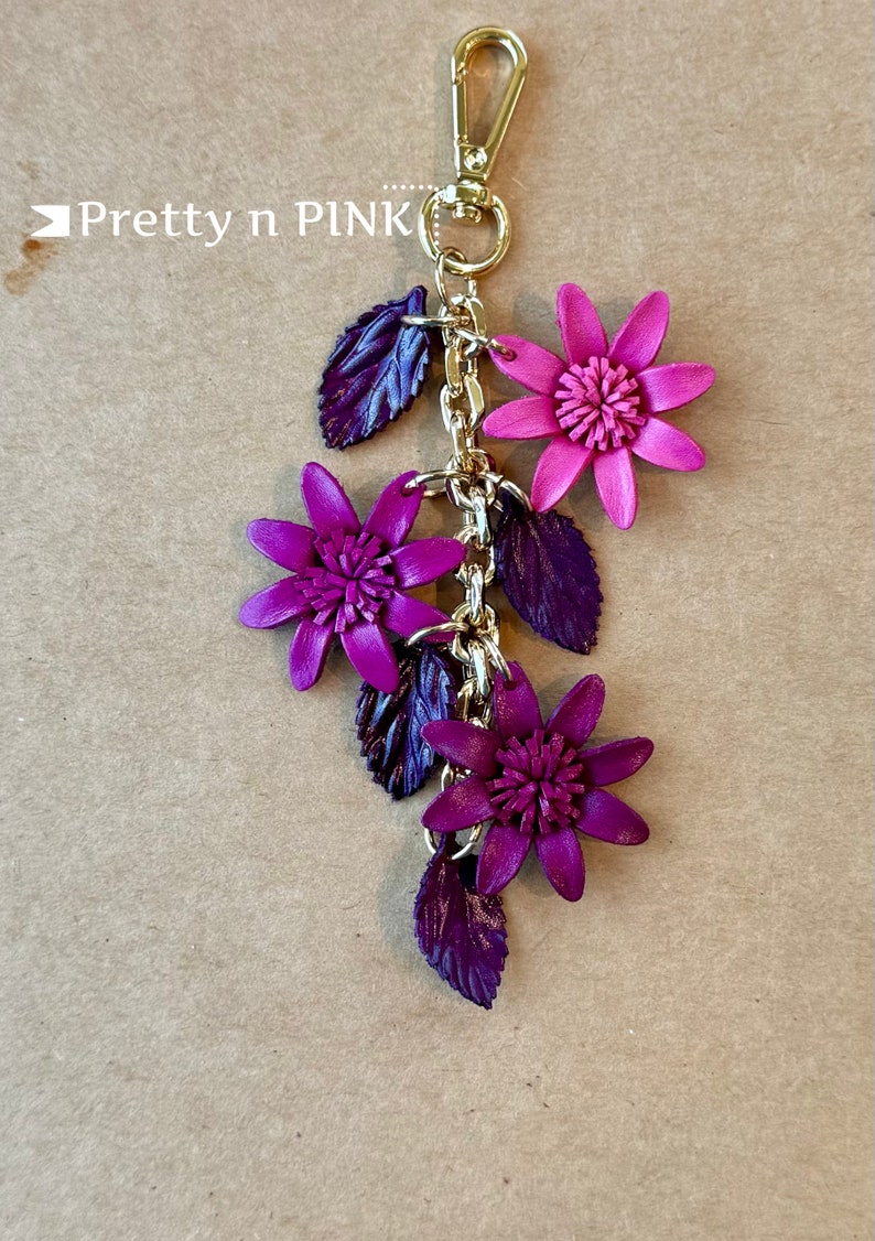 Jannas Leather flowers on chain strand purse / bag charm pretty n PINK