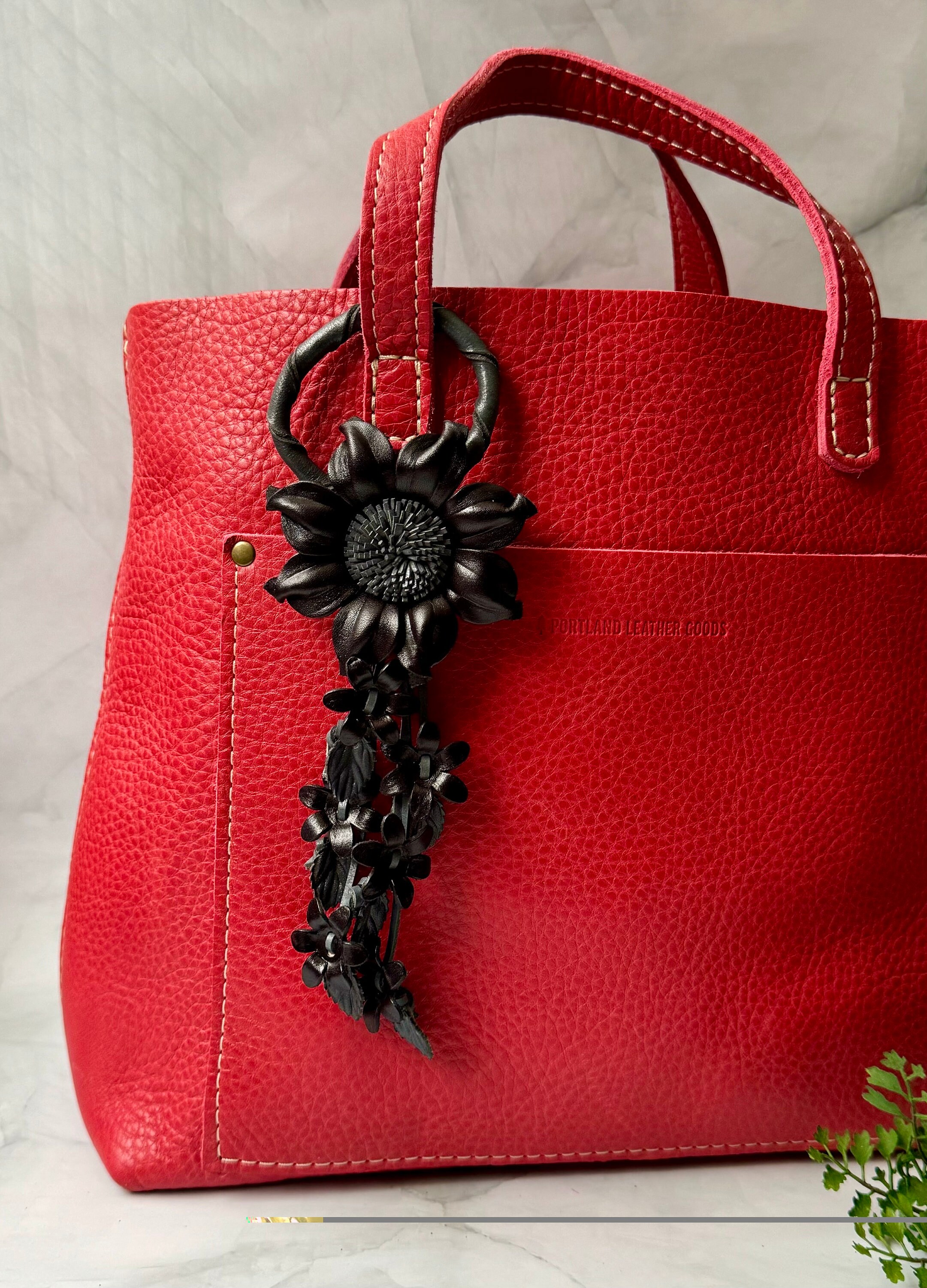 ALEXIA STAM Eco Leather Key Charm ハイビスカス Alexis' Leather Purse Charm & Keychain in Black - Etsy
