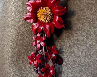 Alexis' leather purse charm & keychain in RED