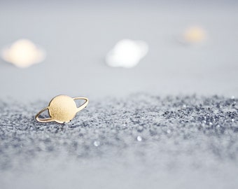 Saturn earrings. Dainty studs. Tiny stud earrings 18kt Gold Filled or 925 Sterling silver. Celestial earrings. Planet earrings. Space