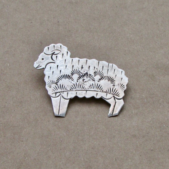 Navajo Sheep Pin - image 2