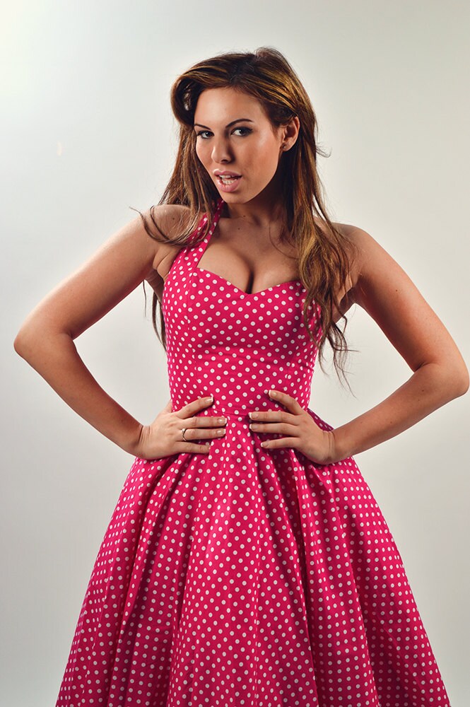 polka dot pin up