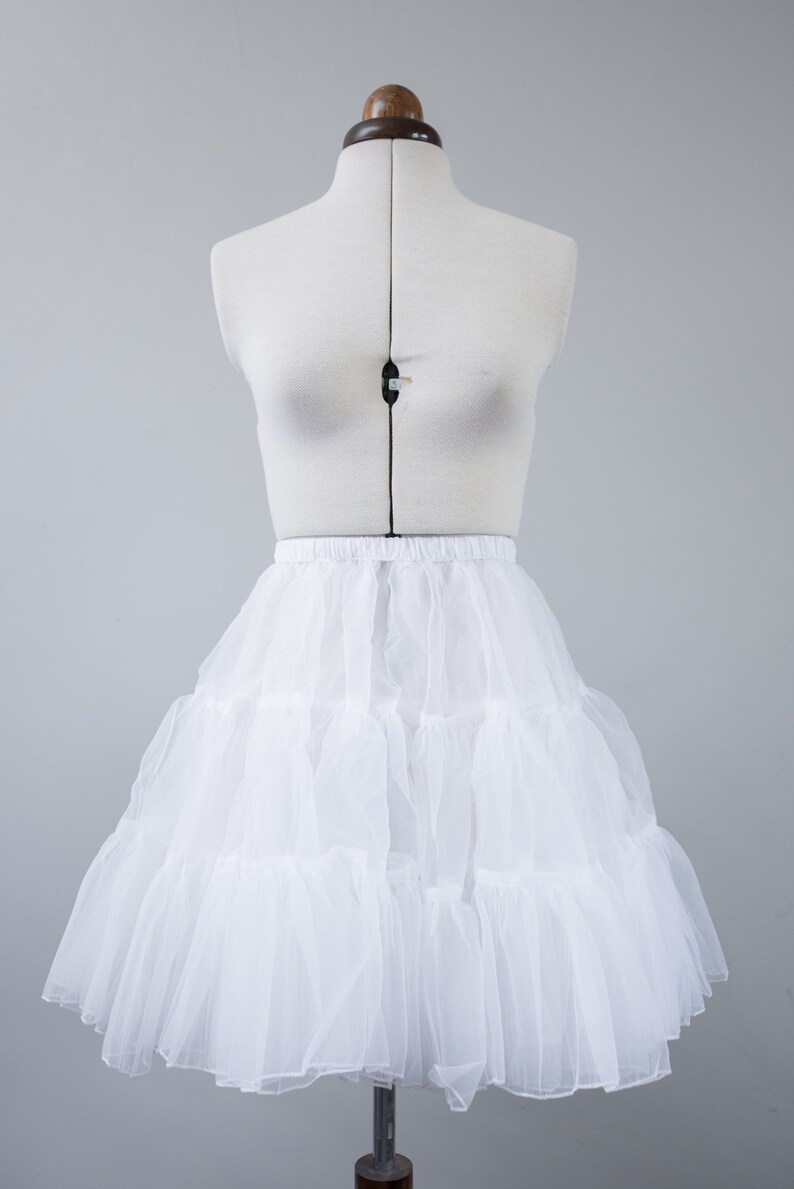 White 18 petticoat image 3