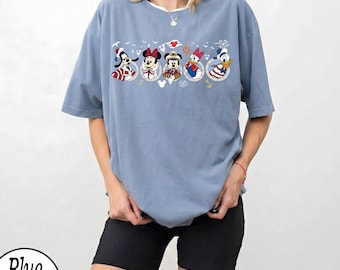 Comfort Colors® ディズニー クルーズ スクワッド シャツ、ミッキーと仲間たちのクルーズ T シャツ、ディズニー クルーズ トリップ シャツ、ディズニー サマー シャツ、ディズニー バケーション T シャツ