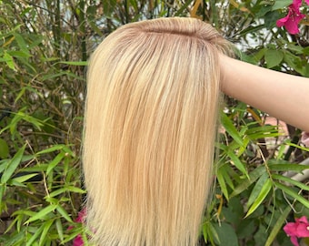 Human Hair Topper: Honey Blonde Rooted Silk Base, Realistic Scalp, Free Part 13x14 cm 12inch