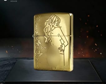 Isqueiro Zippo minimalista e elegante com gravação dourada, design premium e sofisticado, presente exclusivo e colecionável para ele, presente de aniversário, presente masculino.