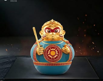 Isqueiro colecionável de luxo com o tema do Guerreiro Macaco, design ornamentado em dourado e azul no estilo Zippo, presente exclusivo para ele, presente de aniversário, acessório masculino premium.