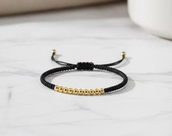 Pulseira da Sorte Vermelha com Cordão Ajustável Feito à Mão – Presente de Amizade e Amor