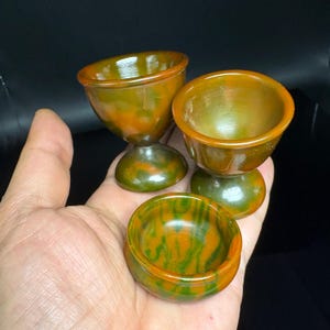 Antik Catalin Art Deco Samlarset Marmorerade Bakelit Mini Display Skålar 3 st