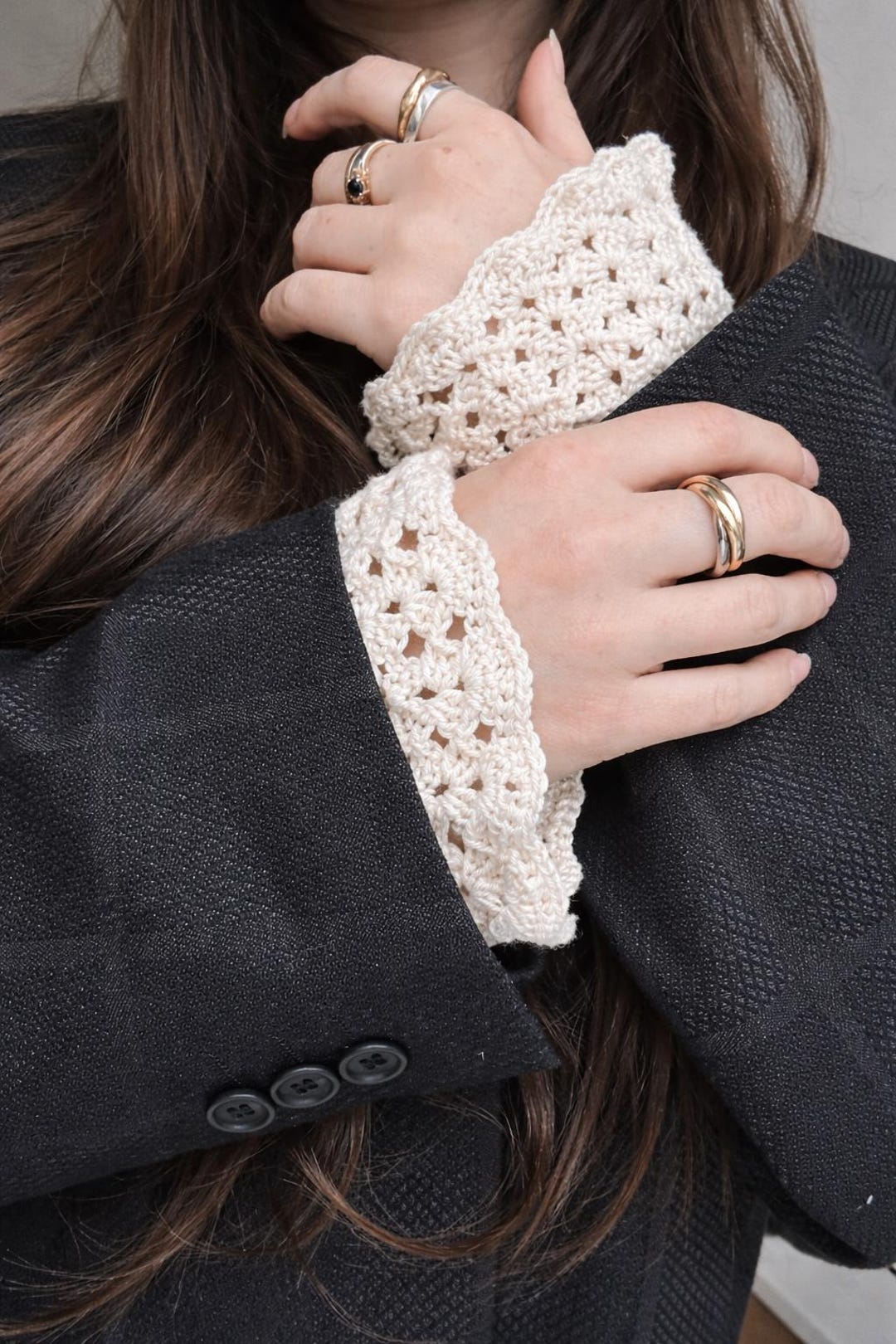 Cuff Crochet Pattern Crochet Lace Cuff Pattern PDF | Beginner Wrist Accessory | Shell Stitch ...