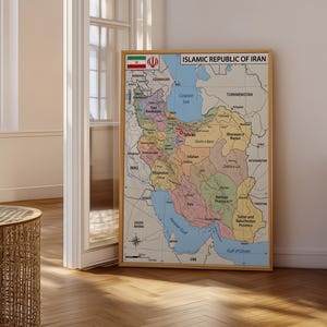 Mapa político detallado de Irán: provincias coloridas, ciudades principales, fronteras - Arte mural geográfico