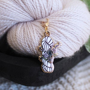 Witchy Crystal Progress Keeper / Stitch Marker