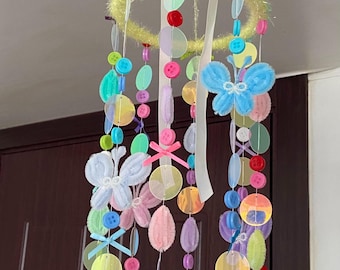 Móbile de sino de vento artesanal feito com limpadores de cachimbo, decoração colorida de nuvem e estrela para pendurar, decoração de quarto de bebê com arco-íris, presente para bebê, enfeite de parede para janela.
