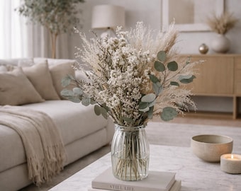 Naturlig torkad blombukett – Boho chic dekoration | Pampasgräs, Eukalyptus, Bukettvas, Bröllop, Bord, Hem