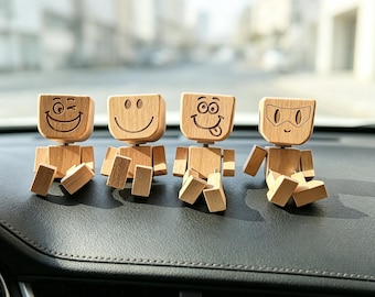 Niedliche Auto-Armaturenbrett-Figur aus Holz, magnetisches austauschbares Gesicht, lustige Auto-Dekofigur, Geschenk für Autoliebhaber und Fahrer