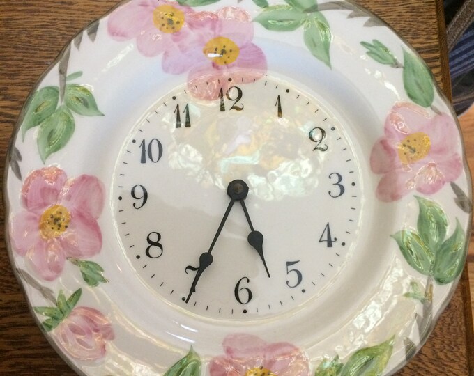 Pink, Desert Rose Clock, Vintage in Good Working Order, No Chips or