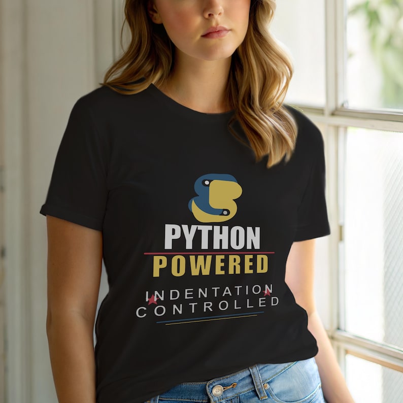 Python Powered Programmer / Developer Coder / Bold Typography Tee afbeelding 1