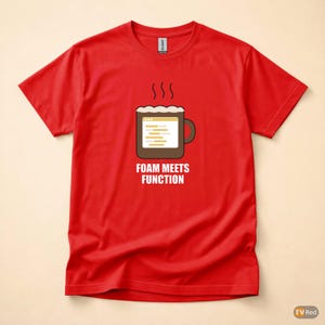 Koszulka z napisem „Latte Powered Programmer / Developer Coffee” / Humor kodowania zdjęcie 5