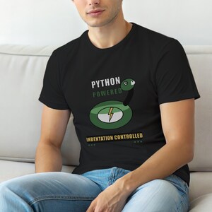 Python Powered Programmer / Developer T-Shirt / Coding Humor Tee afbeelding 3