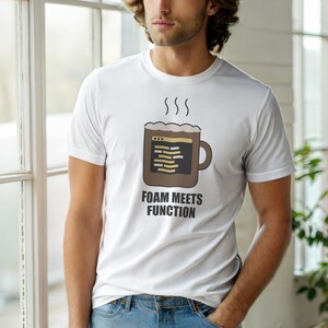 Koszulka z napisem „Latte Powered Programmer / Developer Coffee” / Humor kodowania zdjęcie 6