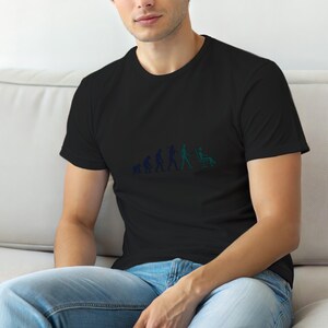 Camiseta para desarrolladores, programadores y técnicos en evolución. imagen 1
