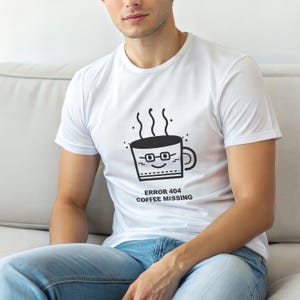 Fehler 404: Kaffee fehlt / Lustiges Fehlercode-Shirt / 404-Programmierer-T-Shirt / Geschenk für Webentwickler / HTTP-Fehler-Shirt