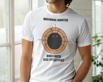 Malware Hunter / Cybersecurity Developer / Threat Hunting / IT Security T-Shirt