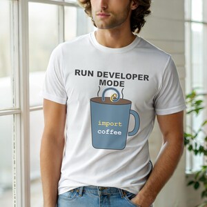 Importar café como fuente de energía / Programador Python / Camiseta con humor para desarrolladores