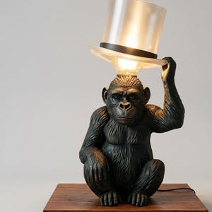 Monkey Table Lamp with Top Hat – Sculptural Animal Desk Lamp, 3D Printed Lighting