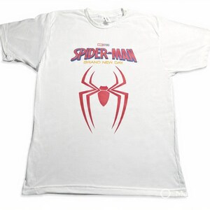 Spiderman Brand New Day Graphic Tee bild 5